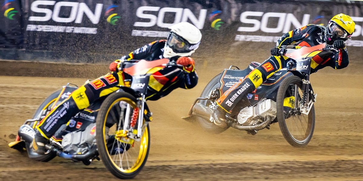 Speedway World Cup Semi Final 1 2026 Zwei deutsche Speedway Fahrer in Action während eines Rennens