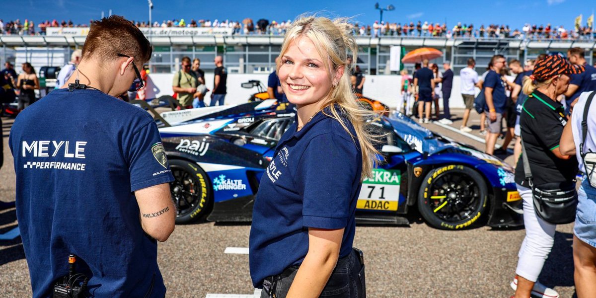 Holly Weber bei Paul Motorsport