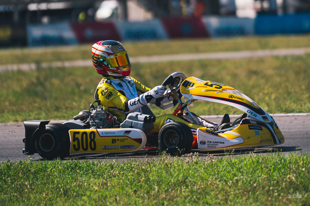 Stavros Tsotsos Francia, FIA Karting Academy Junior-Trophy 2026, Circuito Internazionale Napoli Stavros Tsotsos Francia fährt im gelb-weißen Kart mit der Startnummer 508 auf der Rennstrecke der FIA Karting Academy Junior-Trophy auf dem Circuito Internazionale Napoli.